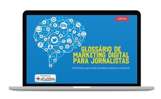 E-book-Glossario-de-Maketing-Digital-para-jornalistas-Capa-no-notebook